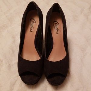 5/$20  5 inch Black suede wedges